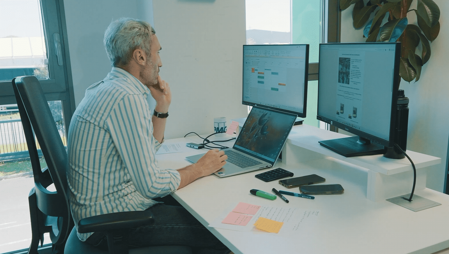 Baptiste, Directeur Administratif et financier accompagne et pilote les décisions de l'entreprise.